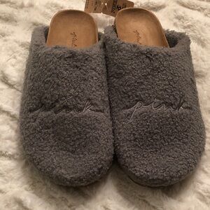 PINK Victoria's Secret Gray Fuzzy Slippers